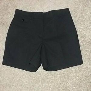 WHBM 5" Short - Black (NWT)